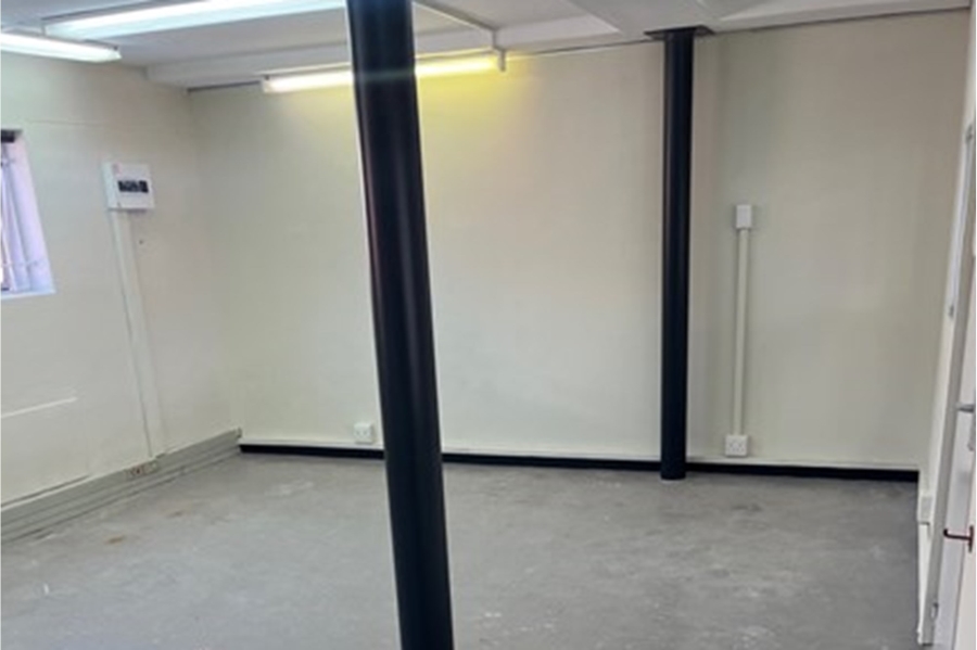 To Let commercial Property for Rent in Newton Park Eastern Cape